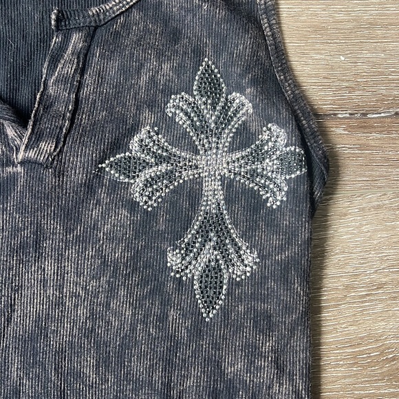 y2k tank top with rhinestones - Picture 4 of 4